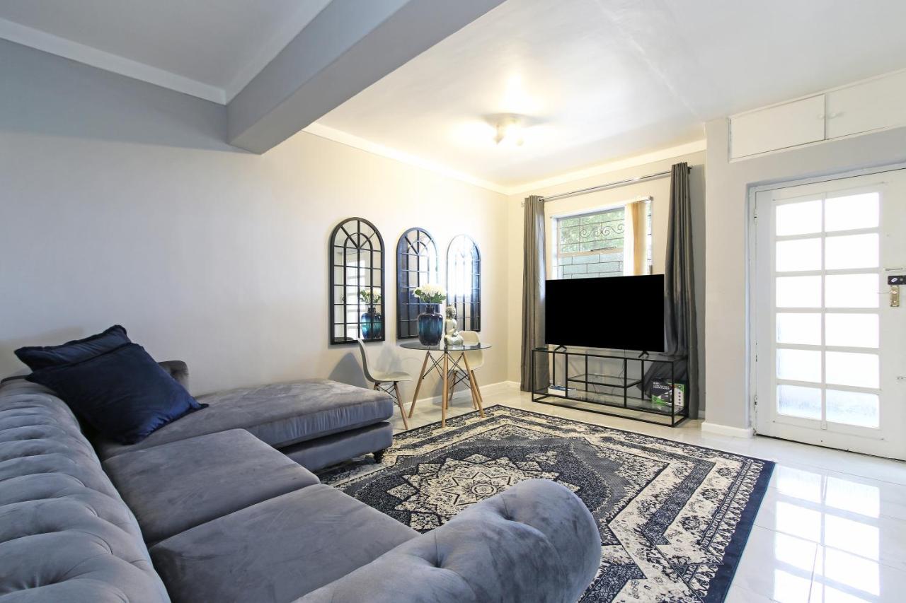 Nederburg, Sea Point, 2 Bed Apt - New Cape Town Exterior photo