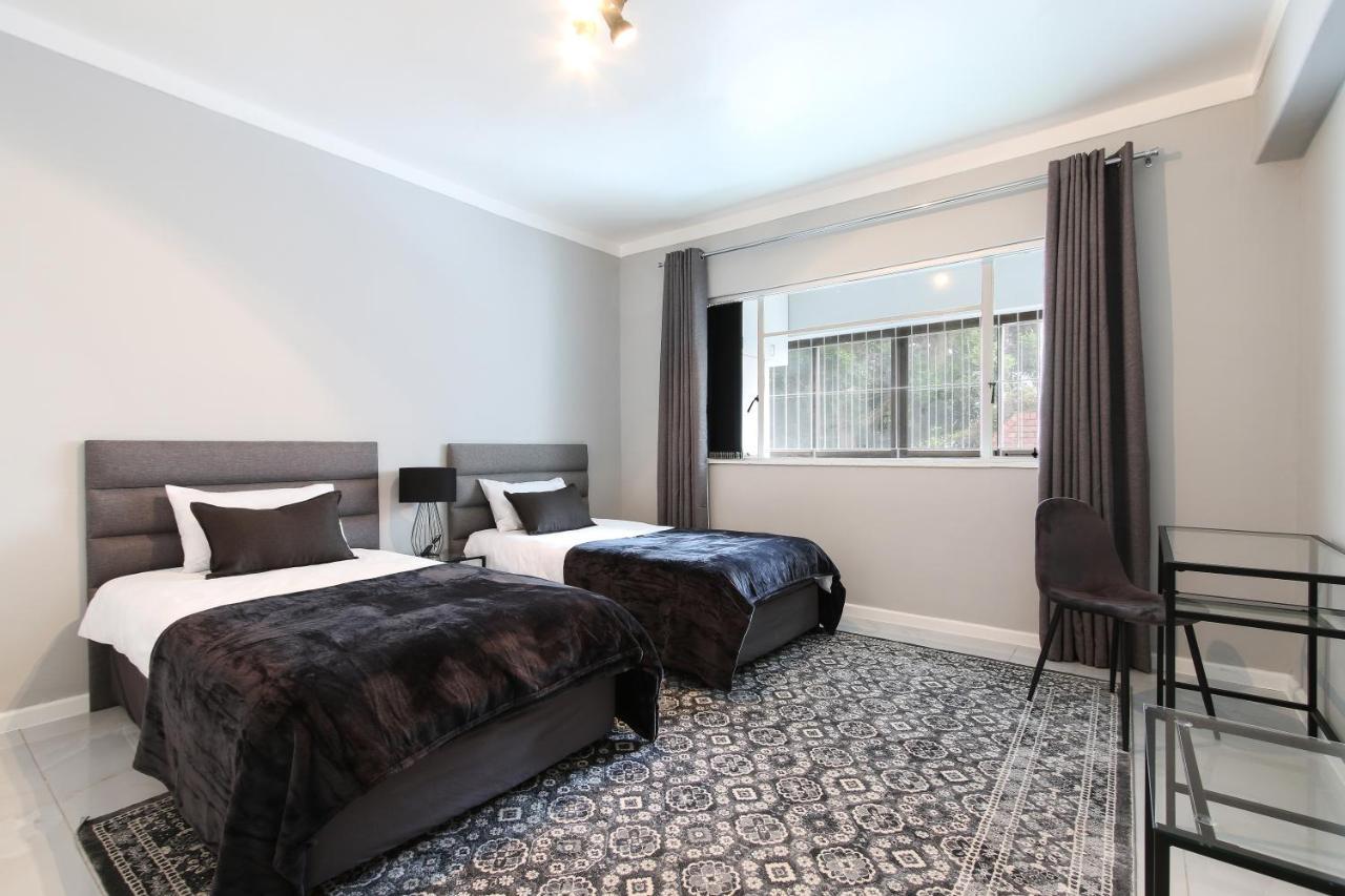 Nederburg, Sea Point, 2 Bed Apt - New Cape Town Exterior photo